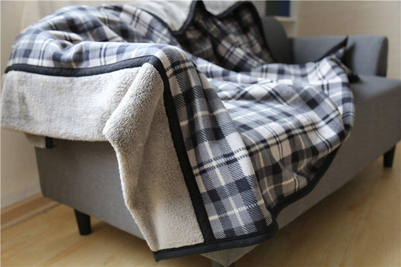 Women’s Snuggle Blanket Kalsten