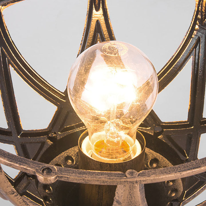 Traditional Colonial Globe Glass Aluminum 1-Light Outdoor Light For Garden | Kalsten