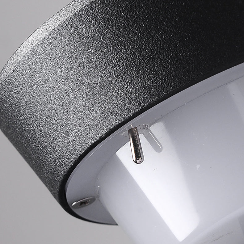 Modern Simplicity Waterproof Solar Round Aluminum Acrylic Outdoor Lights For Garden | Kalsten