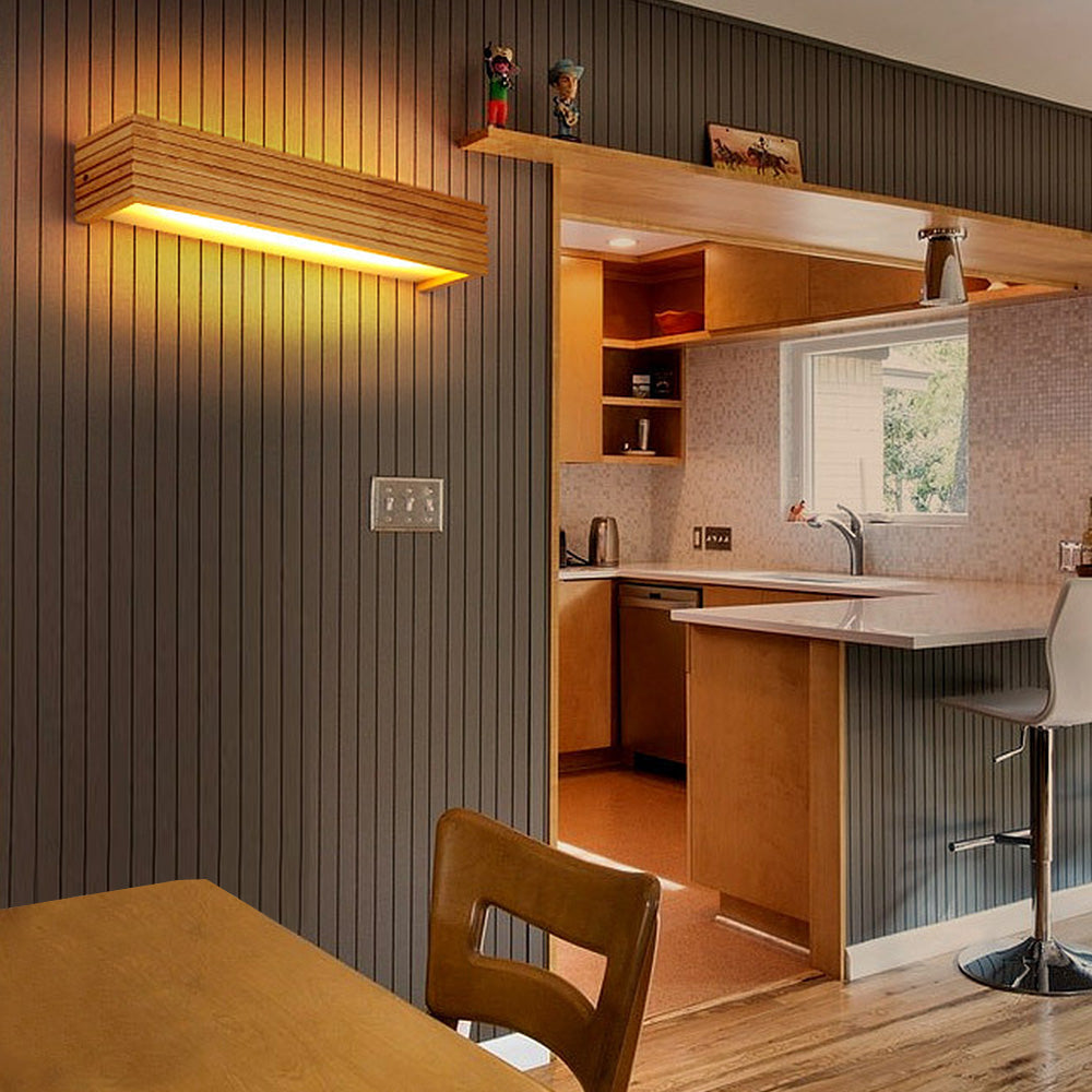 Modern Wood LED Wall Light Kalsten