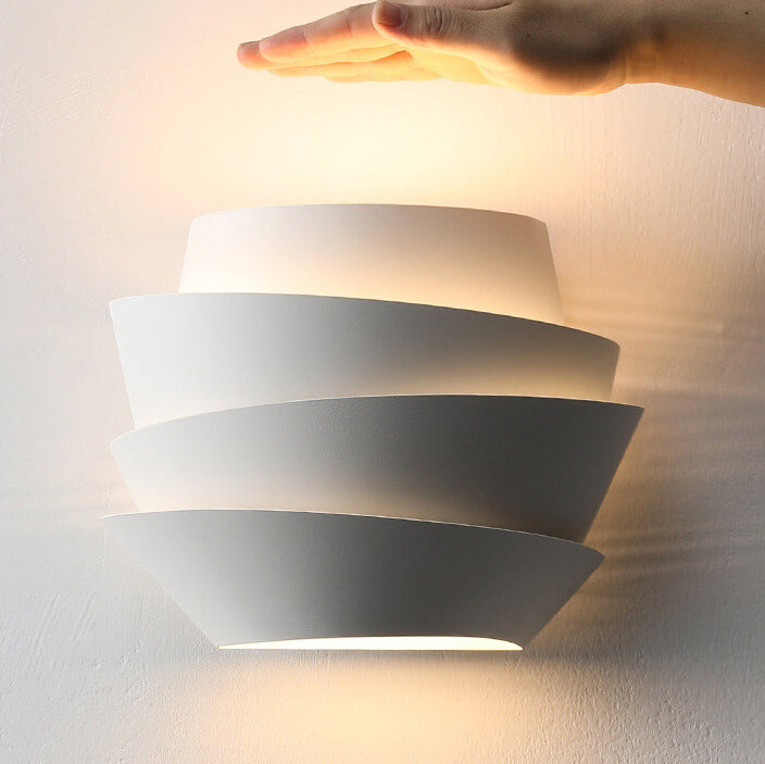 Scandinavian Wall Lamp with Dual Light Points - NordGlow | Kalsten