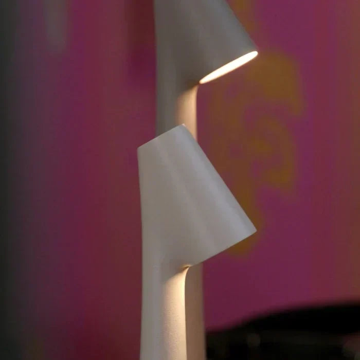 LuminEssence Glow Sculpting Table Lamp | Kalsten