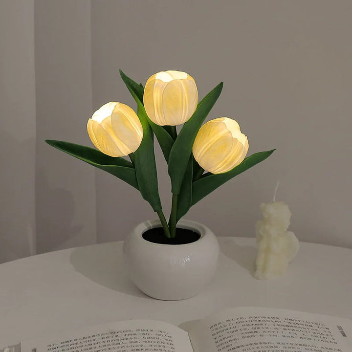 LED Tulip Nightstand Lamp Flower Table Lamp | Kalsten