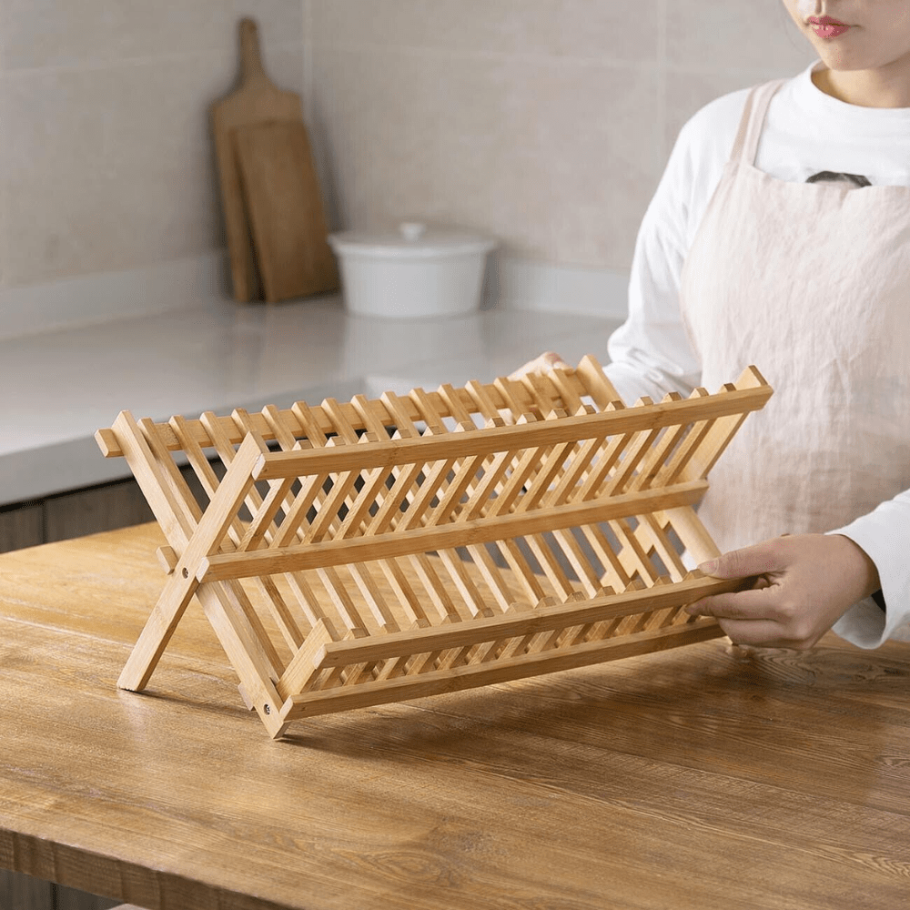 Kalsten | Space-saving bamboo drying rack for an eco-friendly household