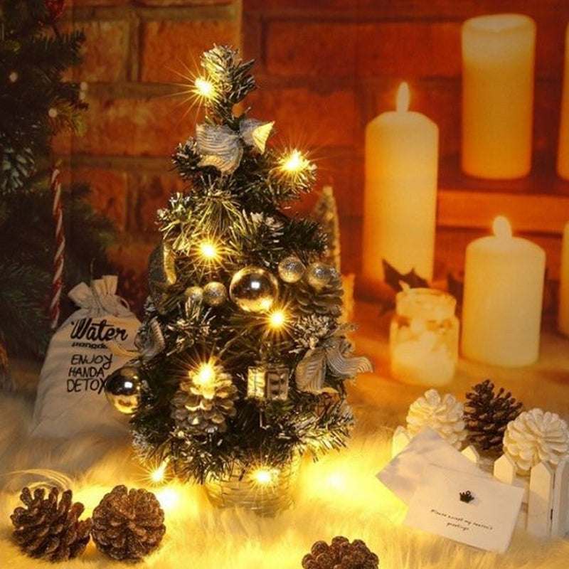 Skanto | Mini Desktop Christmas Trees Decorations