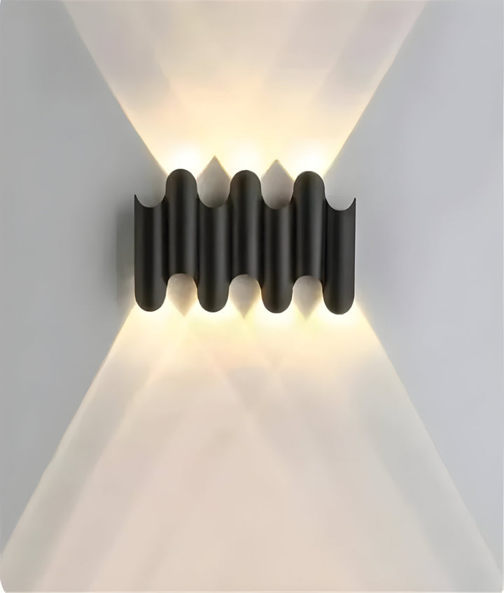 VerandaShine Light – Modern waterproof outdoor wall lamp | Kalsten