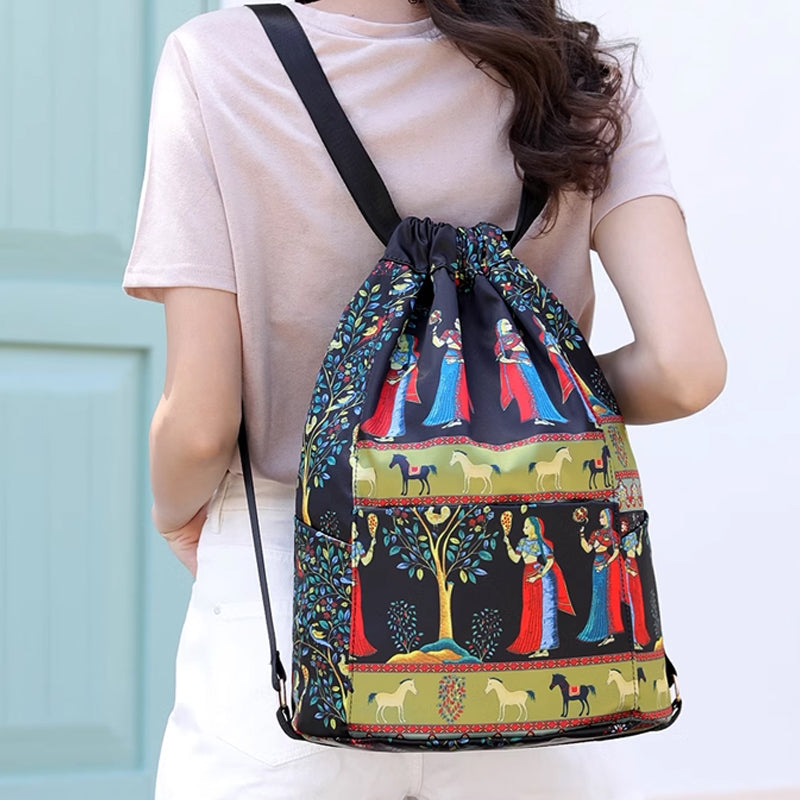 Drawstring shoulder bag in ethnic style | Kalsten