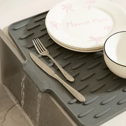 FlexiDry Silicone Drying Mat – Heat Resistant, Non-Slip & Space-Saving Design | Kalsten