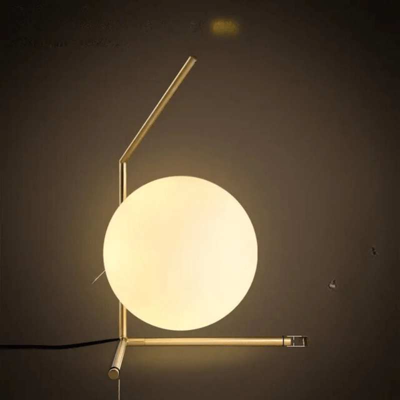 Kalsten | Elegant Glass Lamp with Subtle Glow