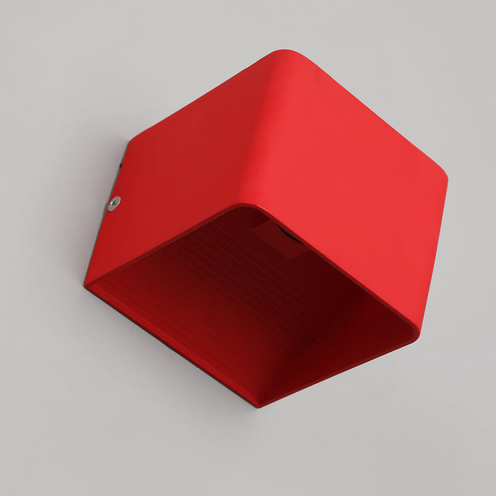 OrrSquare – Modern square wall lamp for stylish lighting | Kalsten