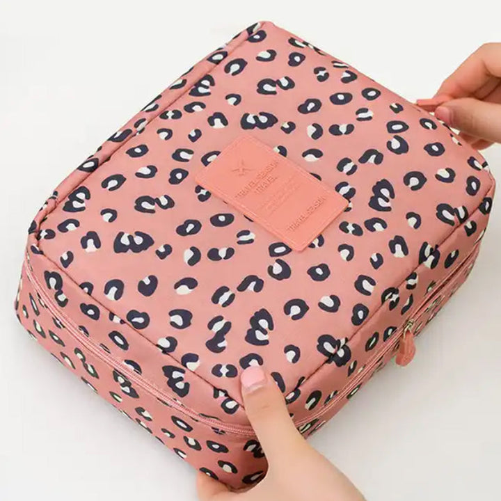 Kalsten | Travel Hanging Cosmetic Bag