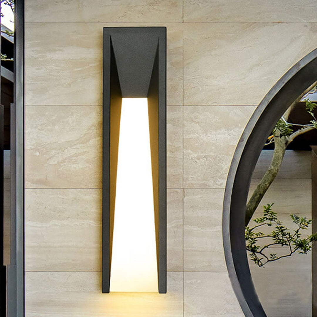 Waterproof Simple Strip Design LED Outdoor Wall Sconce Lamp | Kalsten