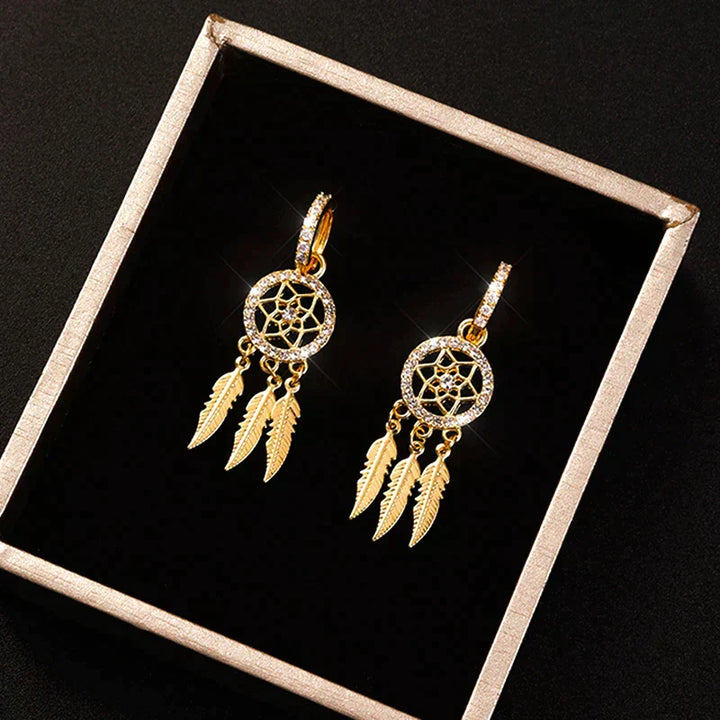 Kalsten | Evani️ | Elegant refinement with 14-carat gold earrings