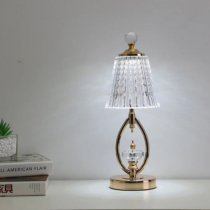 Vintage Crystal Table Lamp - Elegant Vintage Crystal Table Lamp for a Charming Atmosphere Kalsten