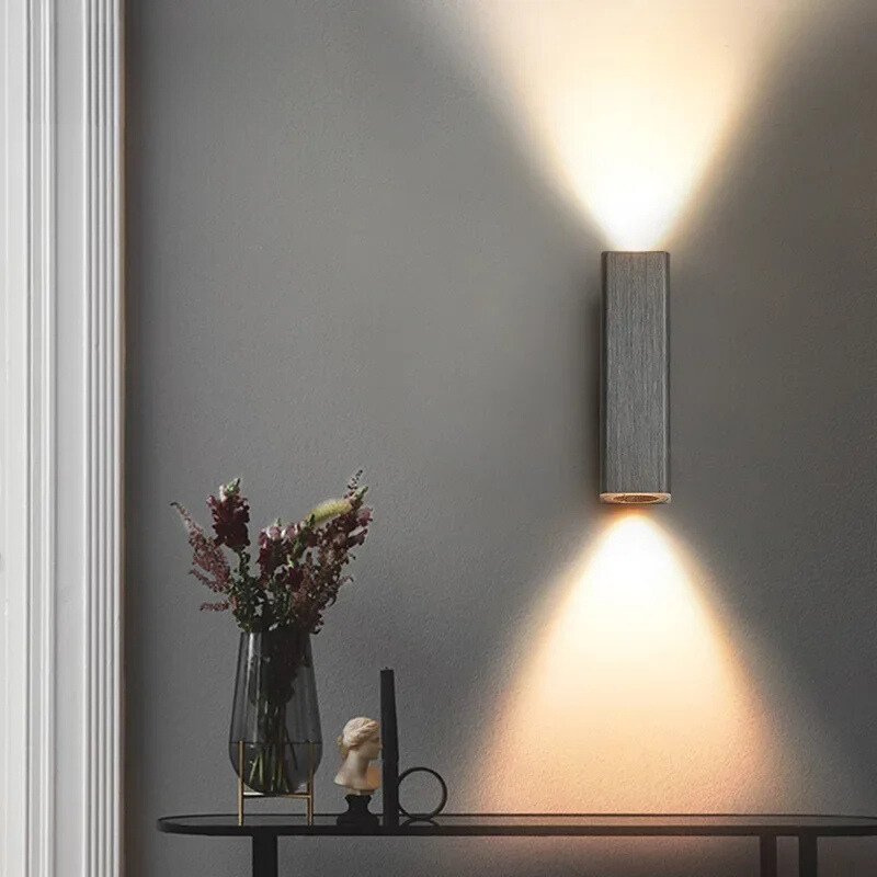 LumiGlow - Stylish LED Wall Lamp with Warm and Cool Light | Kalsten