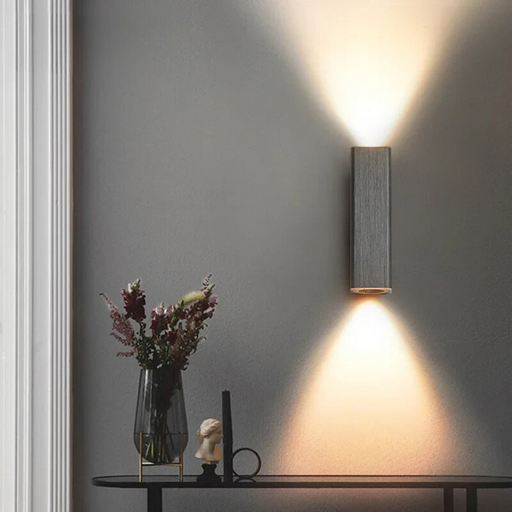 LumiGlow - Stylish LED Wall Lamp with Warm and Cool Light | Kalsten
