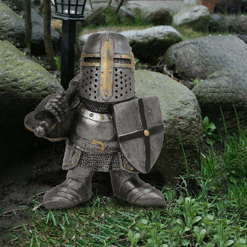 Kalsten | Garden Gnomes Guard