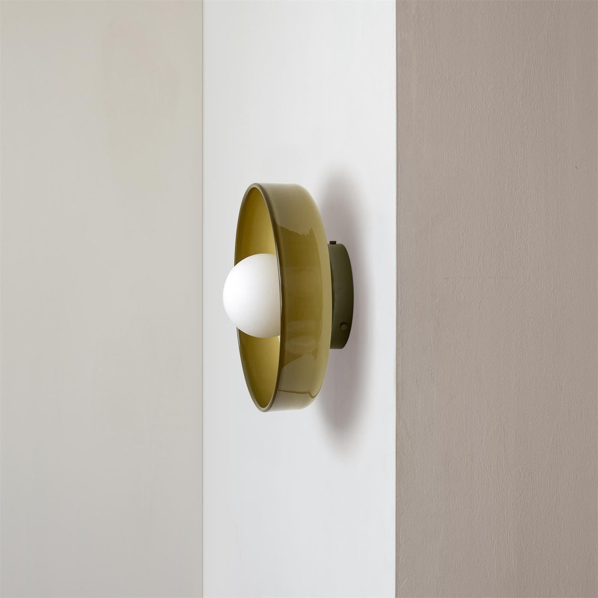 Skanto | LED Round Flush Mount Ceiling Light - Modern Energy-Saving Lighting for Modern Home Decor & Low Ceilings