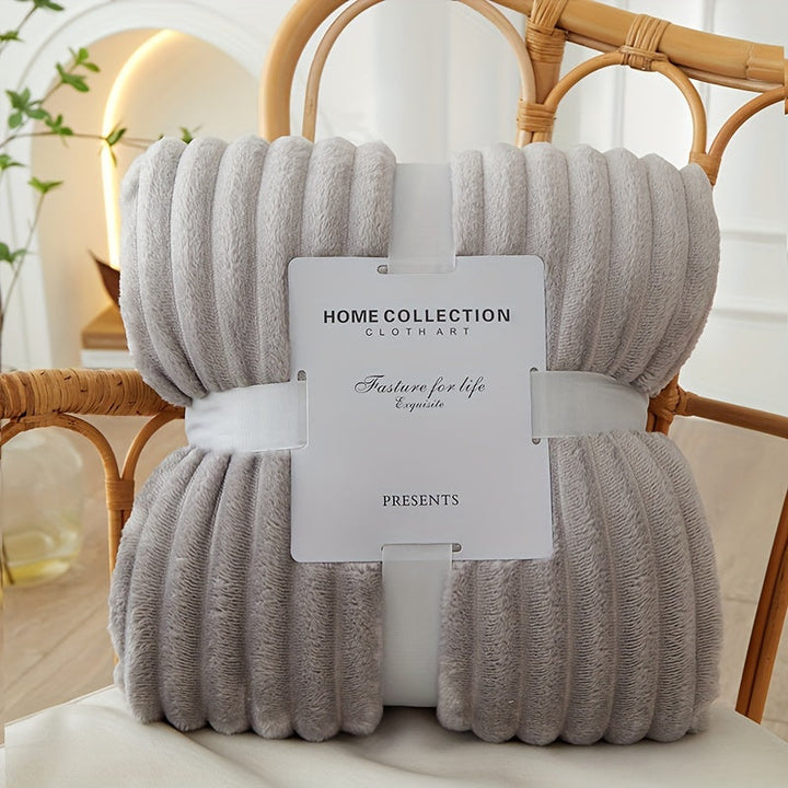Luxury Flannel Polyester Blanket – Ultimate Comfort & Warmth Kalsten