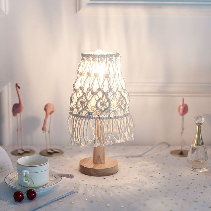 FeatherGlow Table Lamp – Luxe Table Lamp with Simplified Design Kalsten