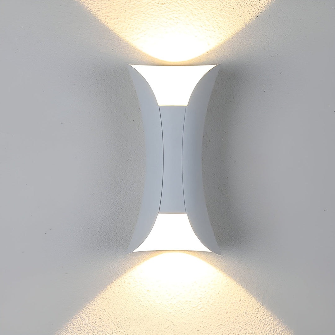 Luxuria Outdoor Wall Lamp - UrbanGlow LED Lighting Kalsten