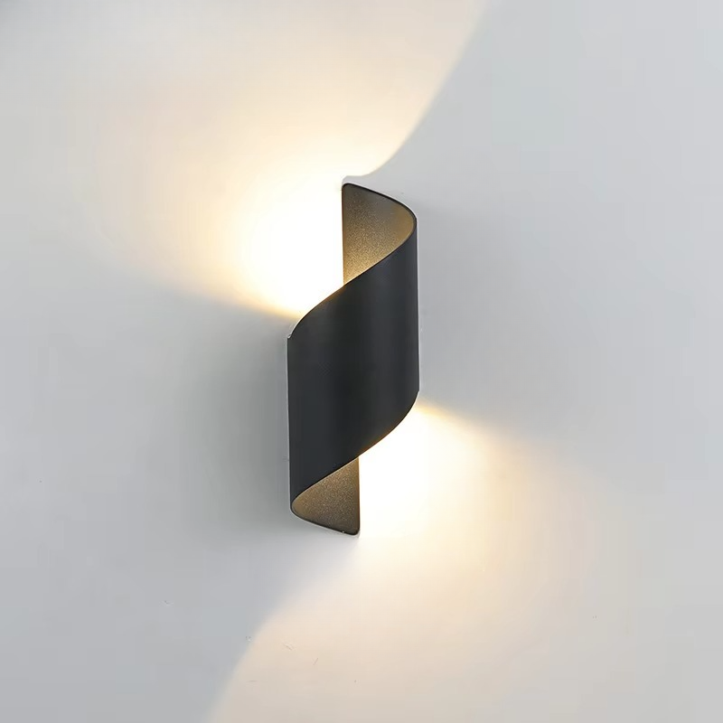 Kalsten | Sleek Dual-Direction LED Outdoor Wall Sconce