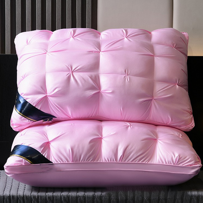 Ergonomic neck pillow with 3D quilting | Kalsten