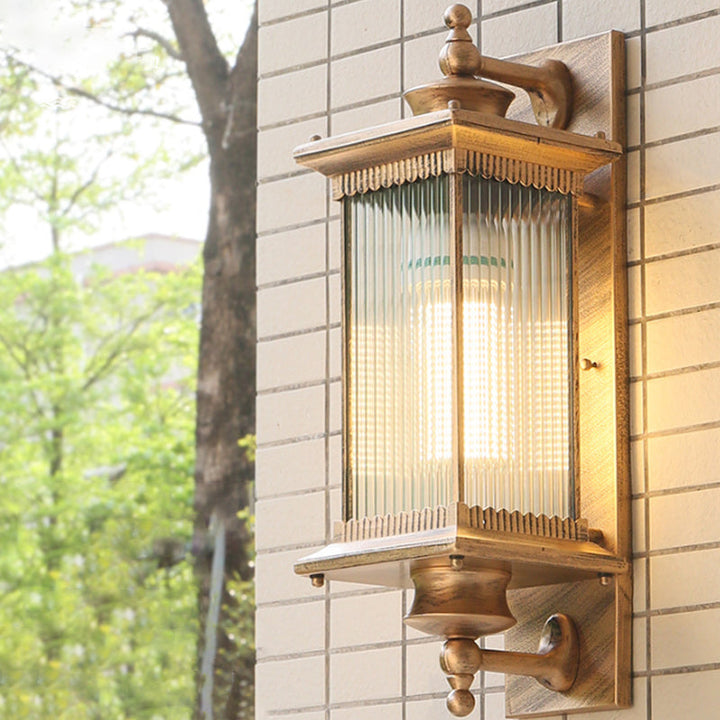 Single-Bulb Wall Mount Light Retro Rectangular Ribbed Glass Wall Lighting for Outdoor | Kalsten