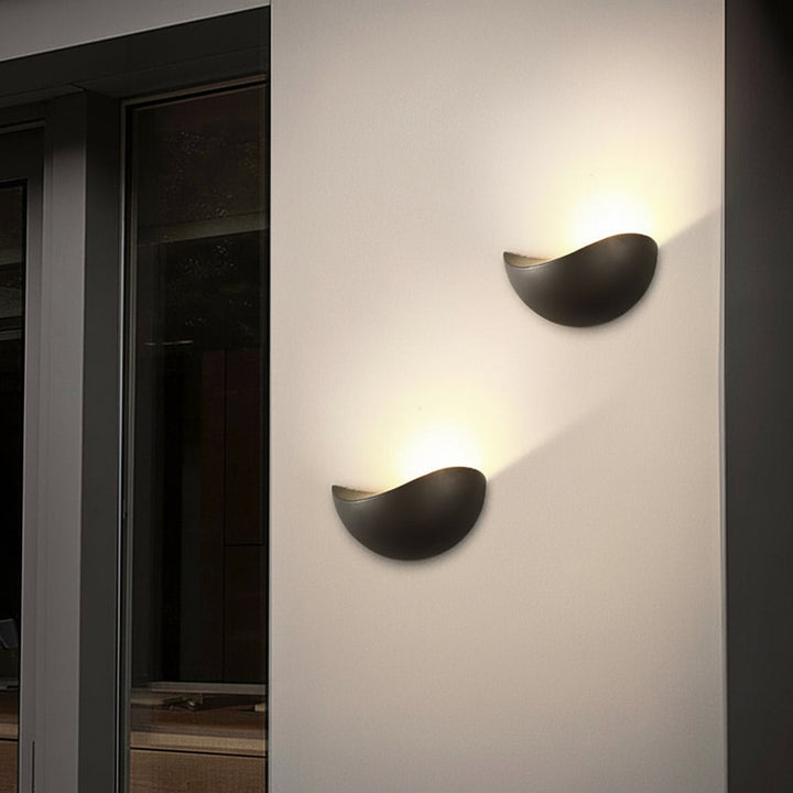 Modern Aluminum Outdoor Wall Sconce - Waterproof Up/Down LED Light | Kalsten
