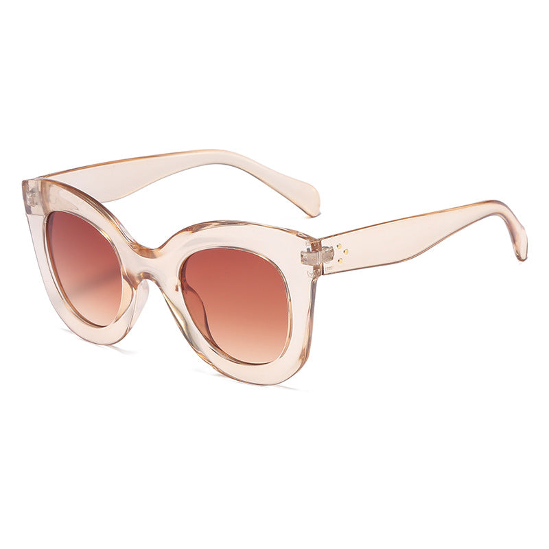 Ladies Elegant oversized sunglasses with an extravagant frame Kalsten