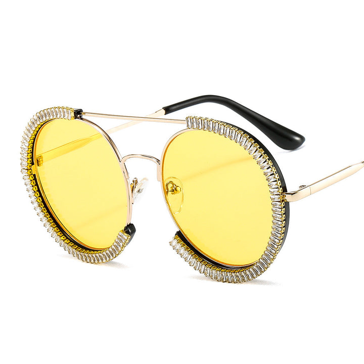 Ladies sunglasses with glamorous rim and innovative design Kalsten