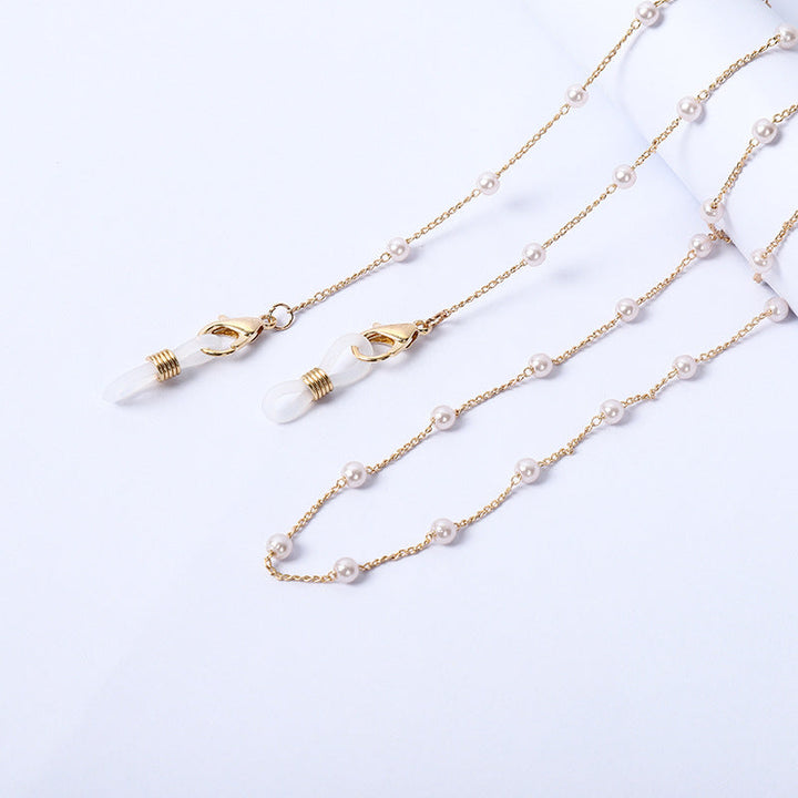 Necklace with beads and transparent pendants Kalsten