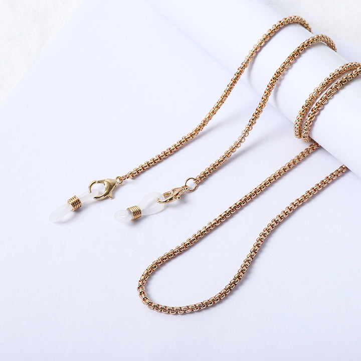 Necklace with beads and transparent pendants Kalsten