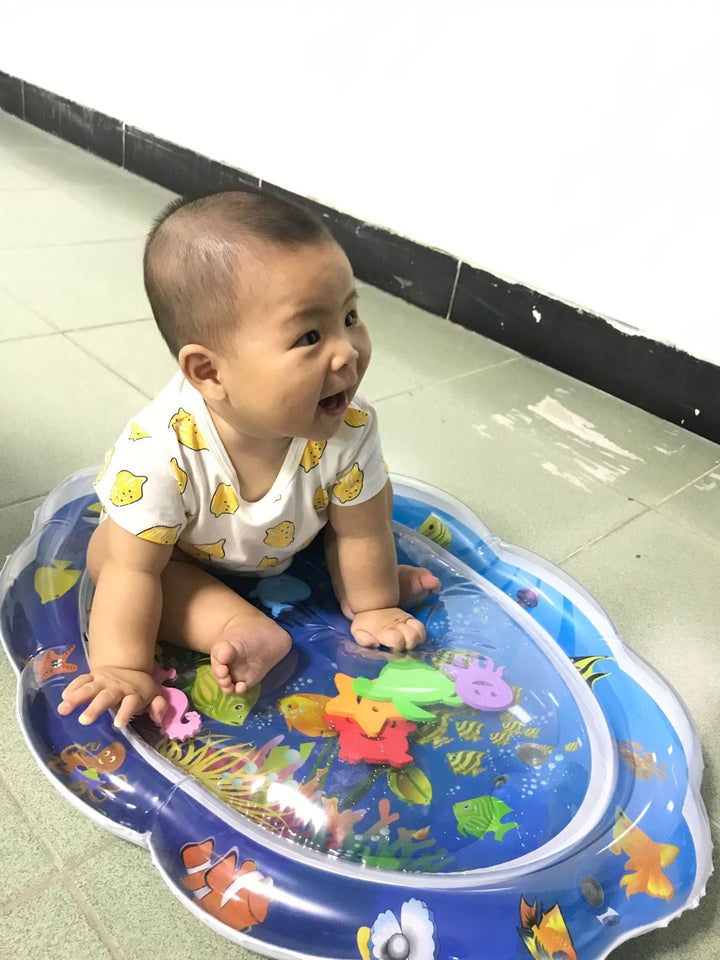 Unisex water play mat with colorful sea motifs Kalsten
