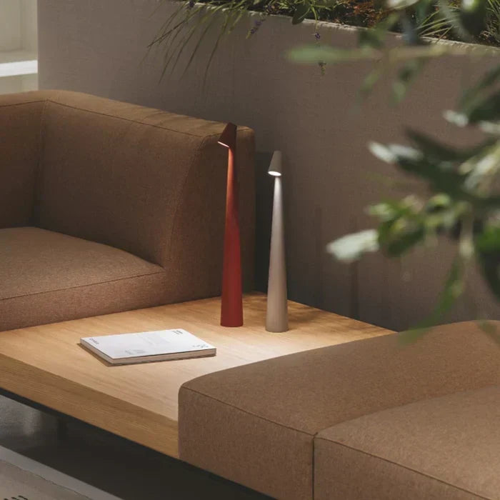 LuminEssence Glow Sculpting Table Lamp | Kalsten