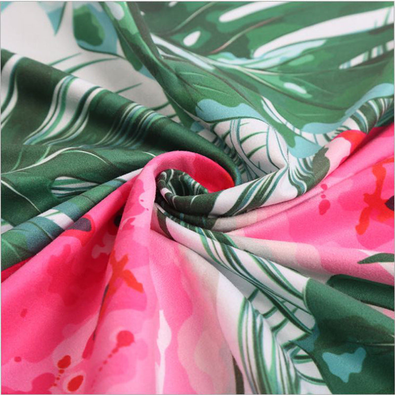 Beach towel with tropical flamingo design Kalsten