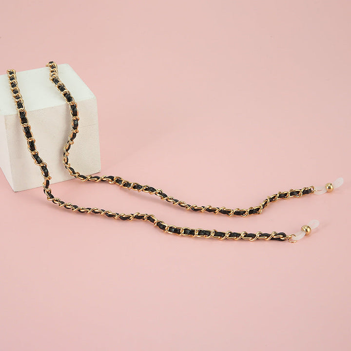 Fashionable Chain Eyewear Holder Kalsten