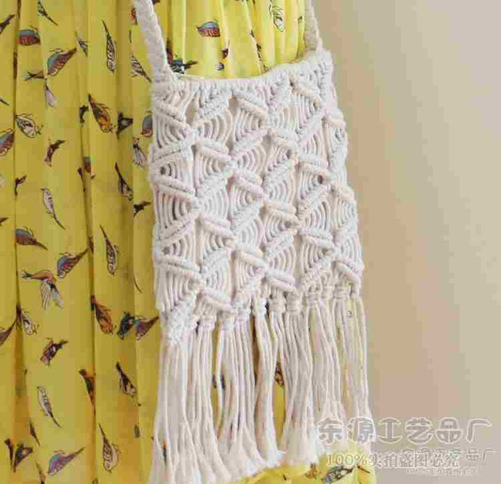 Hand-knotted macrame bag with fringes Kalsten