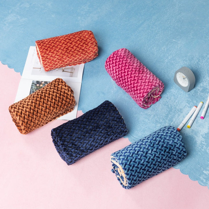 Women Cozy Reversible Blanket with Cable Pattern Kalsten