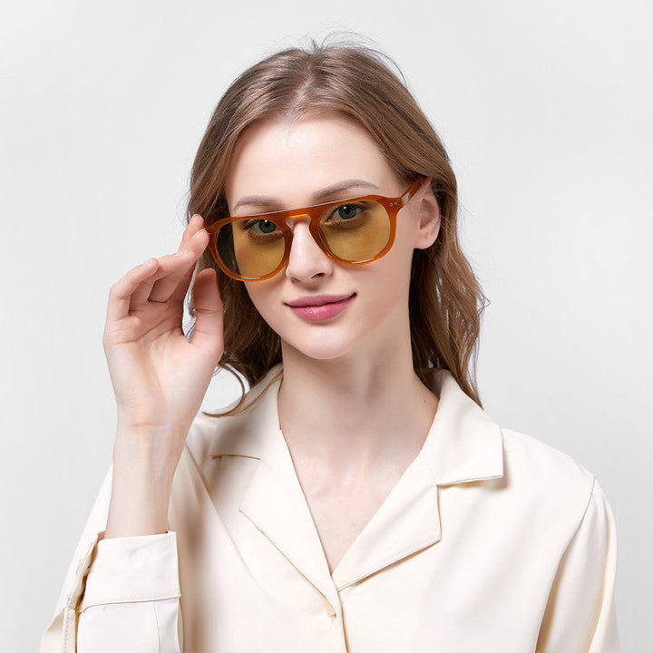Ladies classic sunglasses with square frame and polarized lenses Kalsten