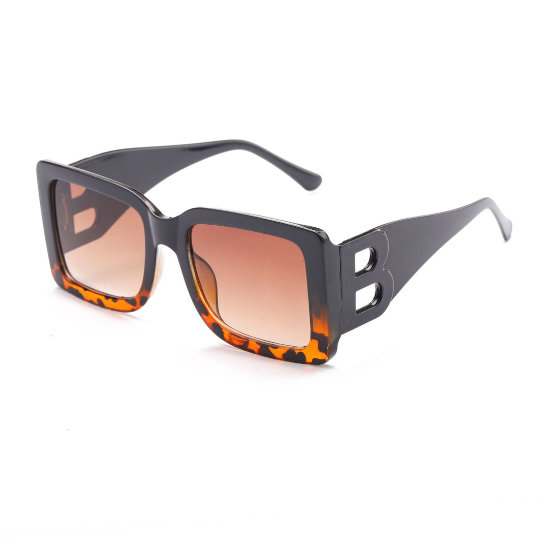 Women oversized sunglasses in elegant design Kalsten