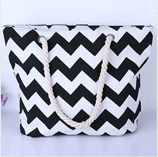 Large shopping bag with modern zigzag design Kalsten