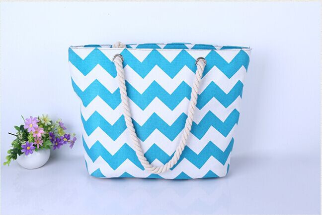 Large shopping bag with modern zigzag design Kalsten