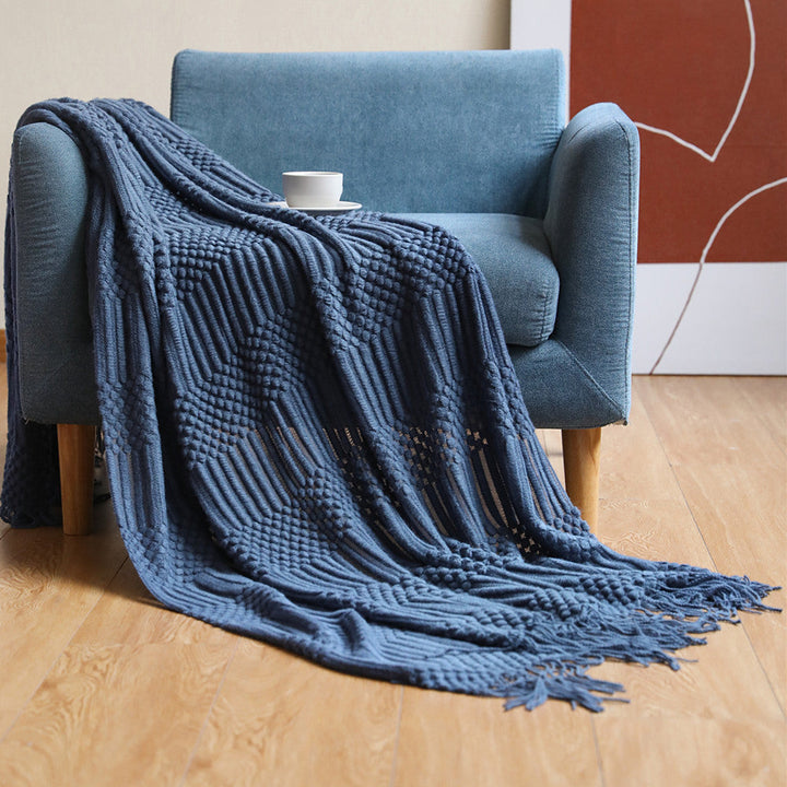Women's high-quality knitted blanket with textured design Kalsten