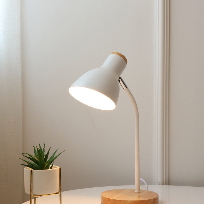 Flashlight-shaped swivel table lamp Macaron Metal 1-light night lamp for children's room | Kalsten