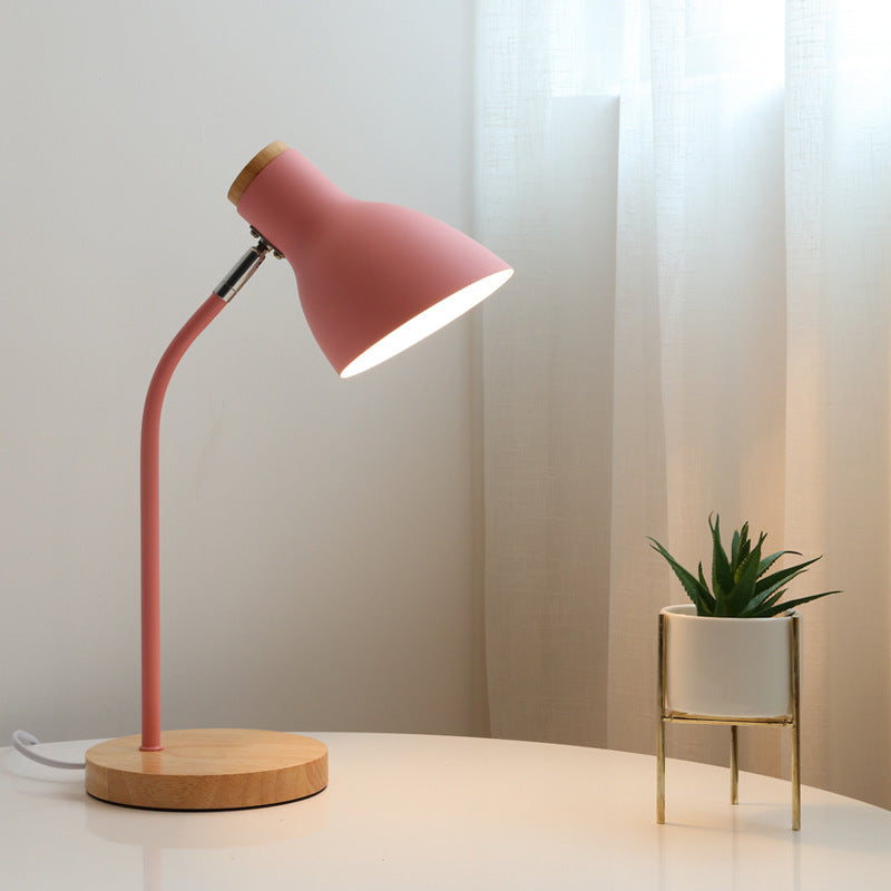 Flashlight-shaped swivel table lamp Macaron Metal 1-light night lamp for children's room | Kalsten