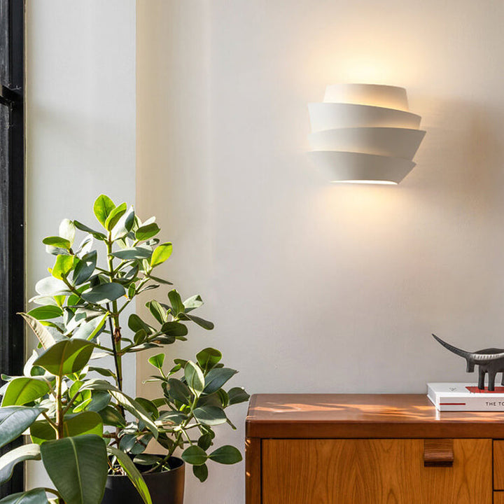 Scandinavian Wall Lamp with Dual Light Points - NordGlow | Kalsten