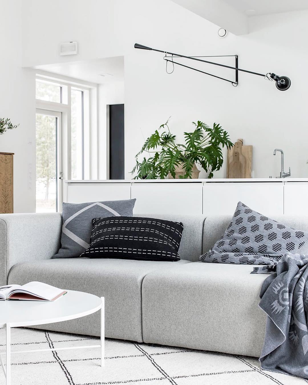 Model 265 Wall Lamp | Kalsten