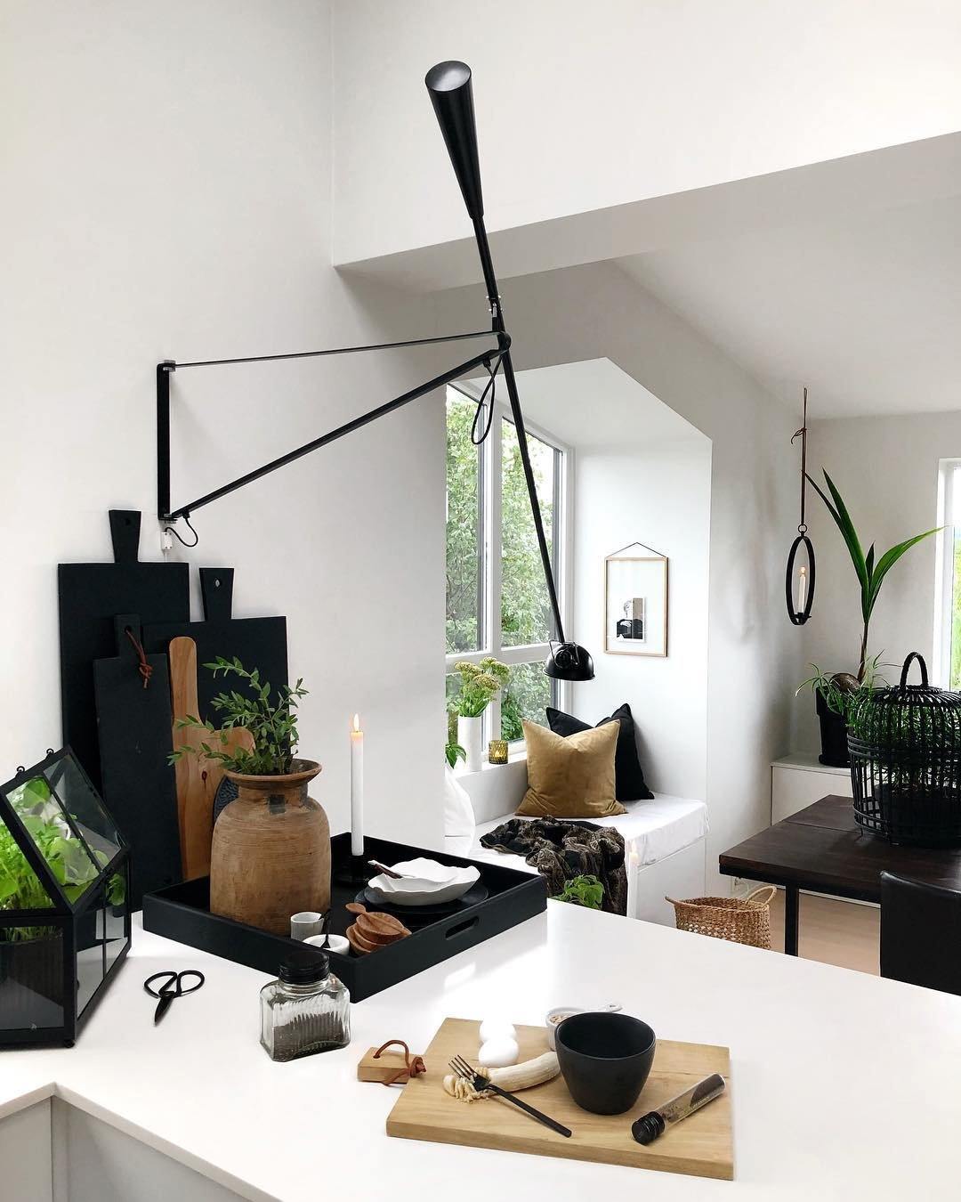 Model 265 Wall Lamp | Kalsten