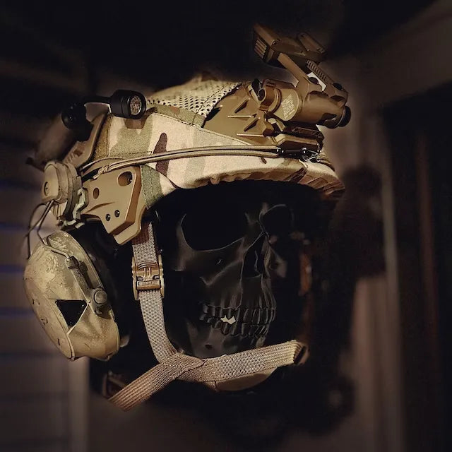3D Skull Helmet Display Stand | Kalsten